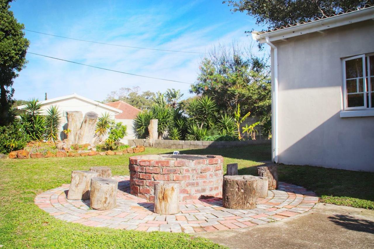 The Garden Cottage On 140 Fordyce Порт Елизабет Екстериор снимка